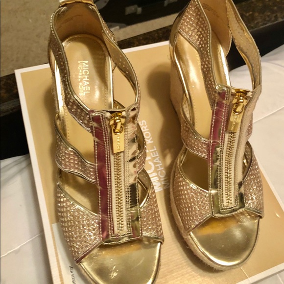 MK wedge sandals - Picture 7 of 7